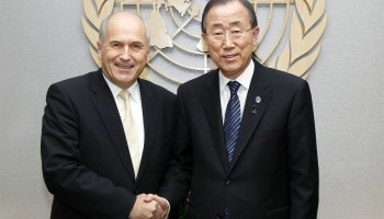 2012_nov_15-hr_bankimoon-a.jpg