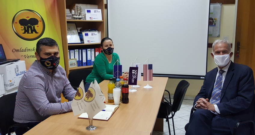 PDHR/Brčko Supervisor meets Damir Radenković, election observer with the election monitoring initiative "Pod lupom"