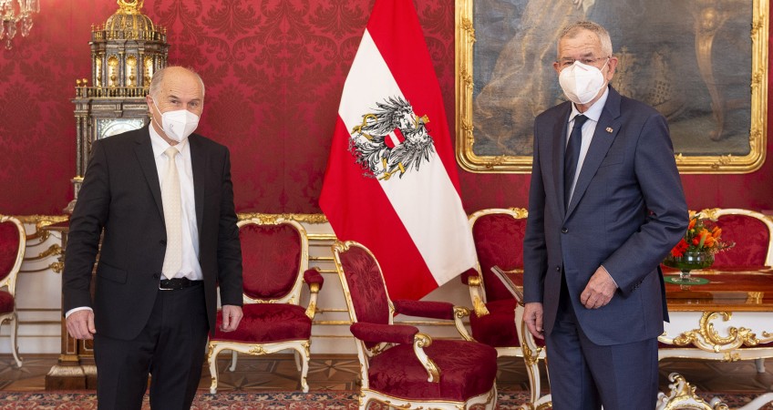 HR Inzko meets Austrian President Alexander Van der Bellen (Photo: Alexander Van der Bellen official Twitter account)