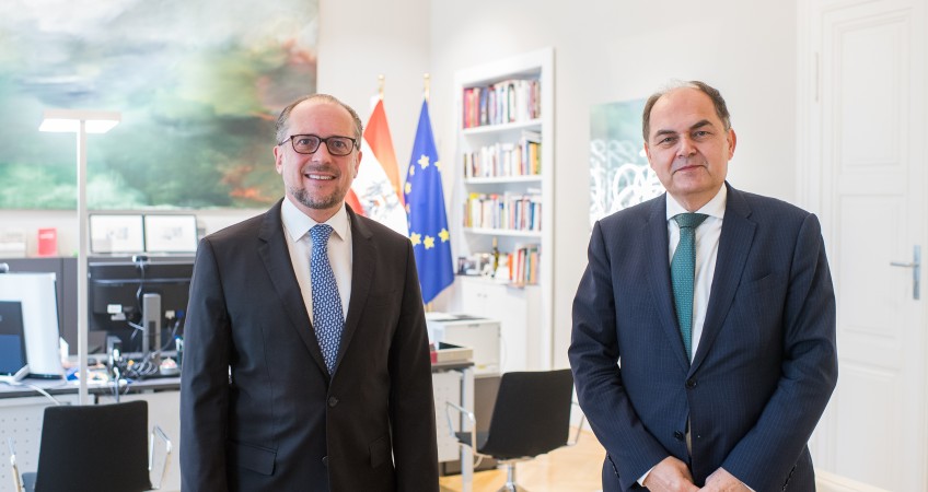 High Representative meets Austrian Foreign Minister Schallenberg (Photo: Austrian MFA)